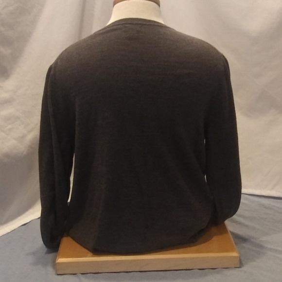 Apt. 9 Gray & Black Argyle V-neck Sweater - Picture 3 of 6